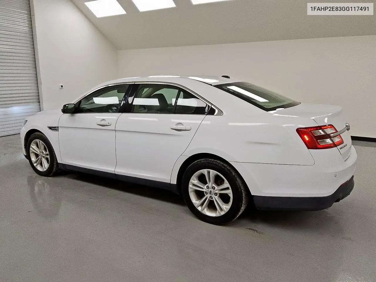 1FAHP2E83GG117491 2016 Ford Taurus Sel