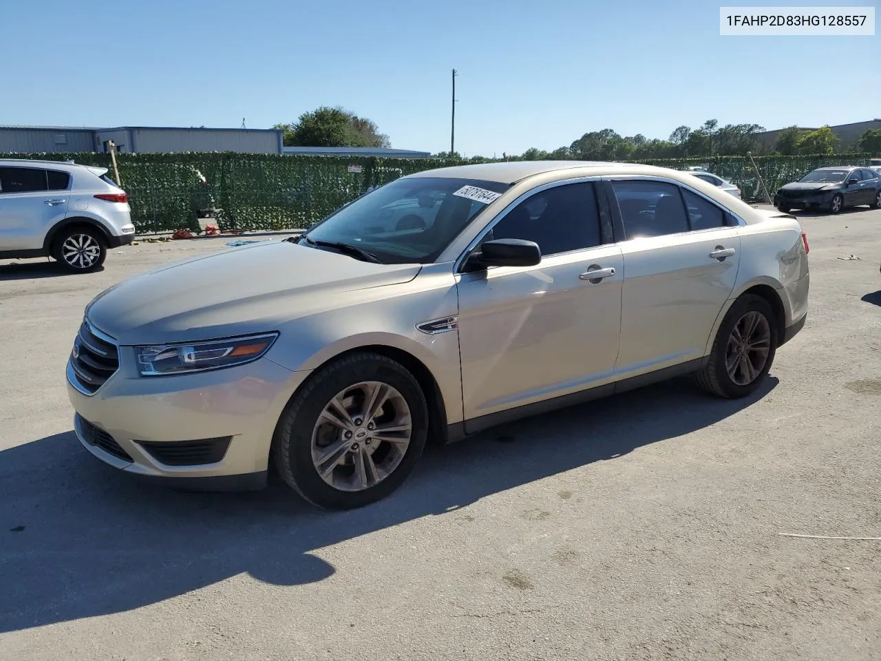 1FAHP2D83HG128557 2017 Ford Taurus Se