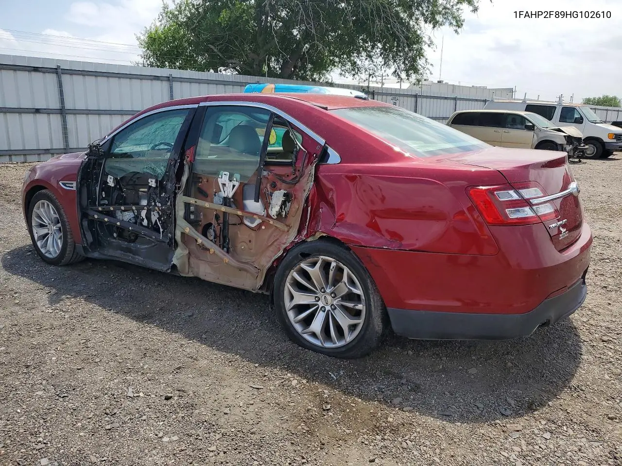 1FAHP2F89HG102610 2017 Ford Taurus