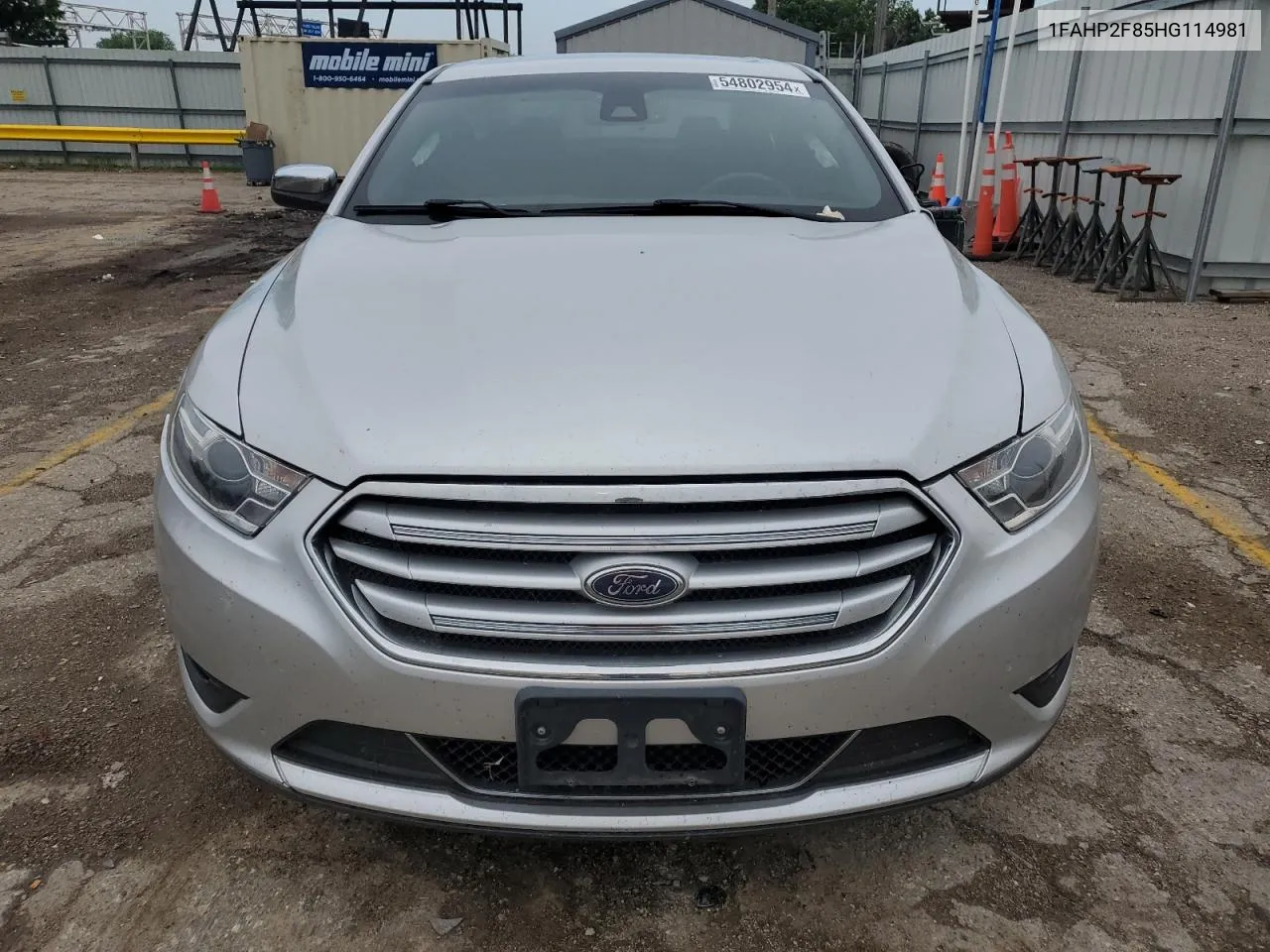 1FAHP2F85HG114981 2017 Ford Taurus Limited