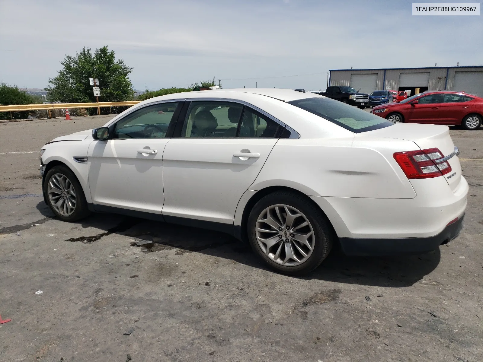 1FAHP2F88HG109967 2017 Ford Taurus Limited