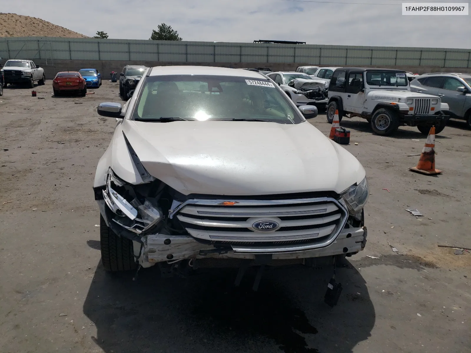 1FAHP2F88HG109967 2017 Ford Taurus Limited