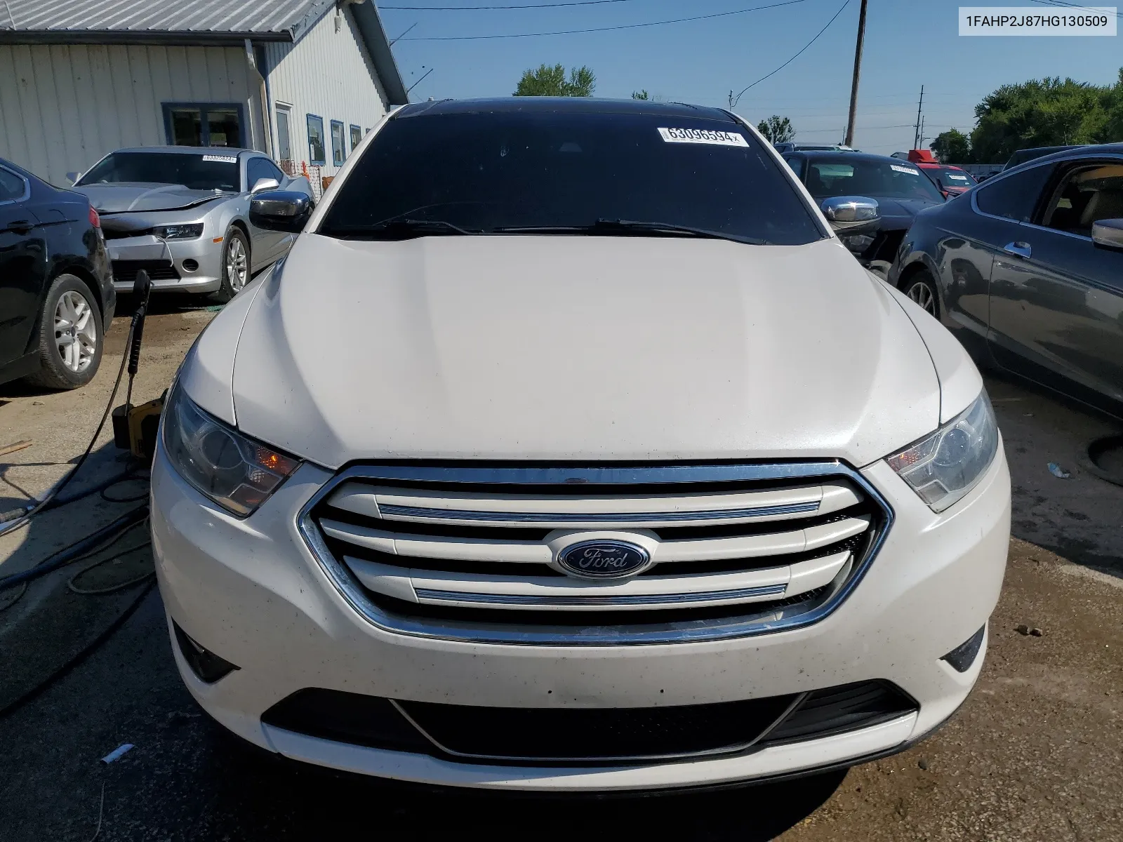 1FAHP2J87HG130509 2017 Ford Taurus Limited