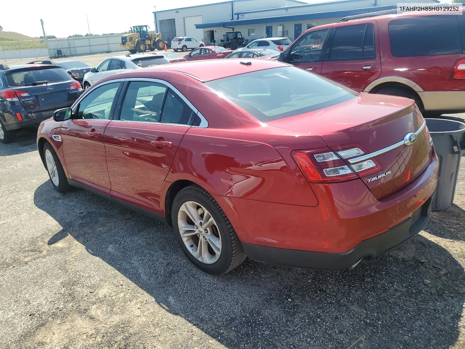 1FAHP2H85HG129252 2017 Ford Taurus Sel