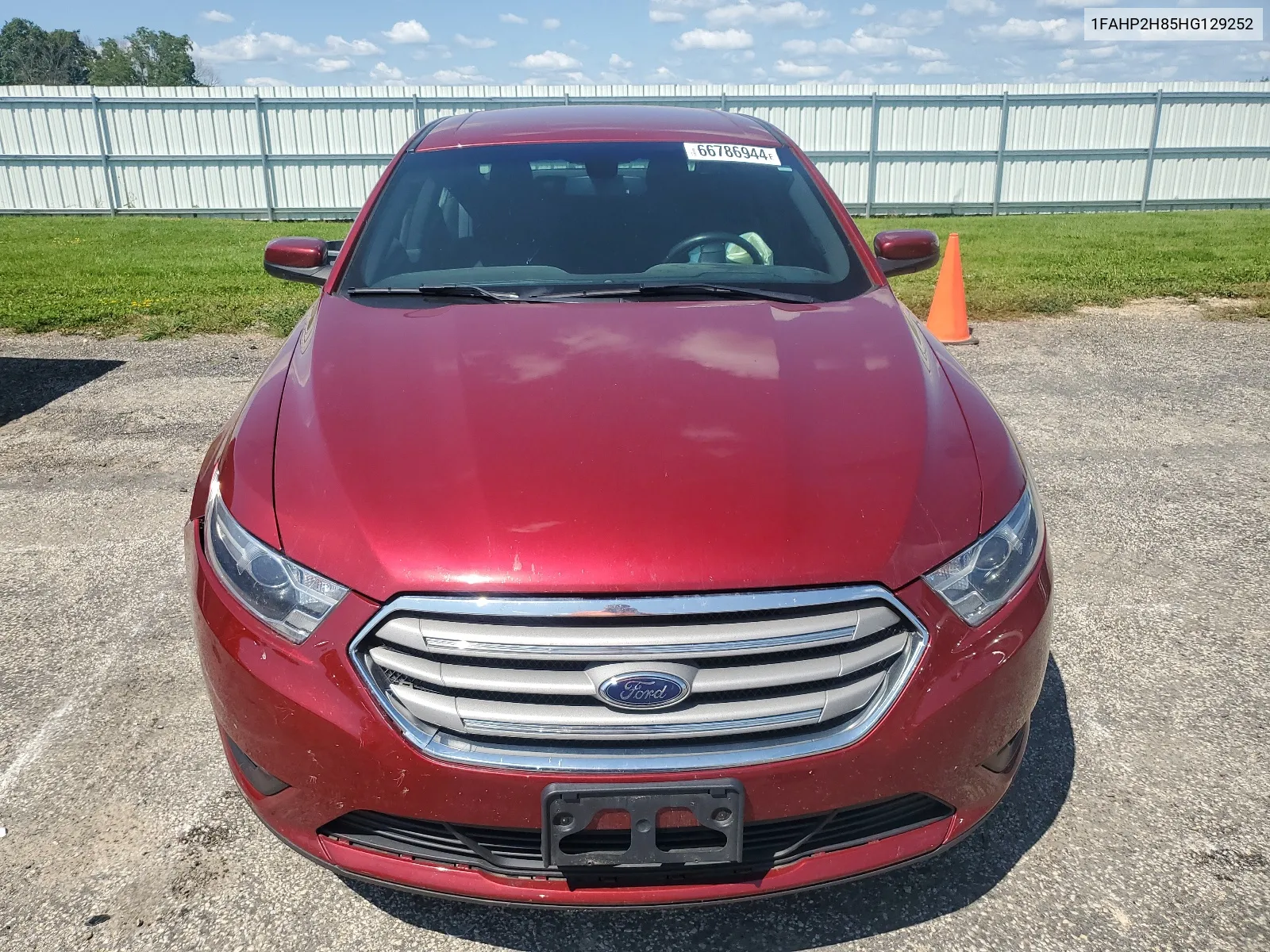 2017 Ford Taurus Sel VIN: 1FAHP2H85HG129252 Lot: 66786944