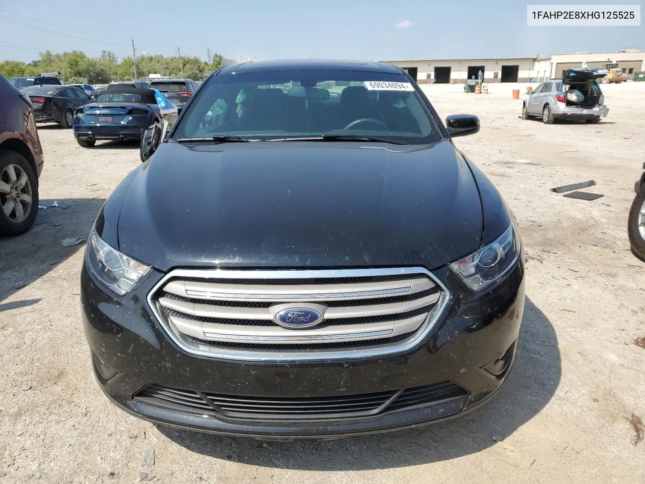 1FAHP2E8XHG125525 2017 Ford Taurus Sel