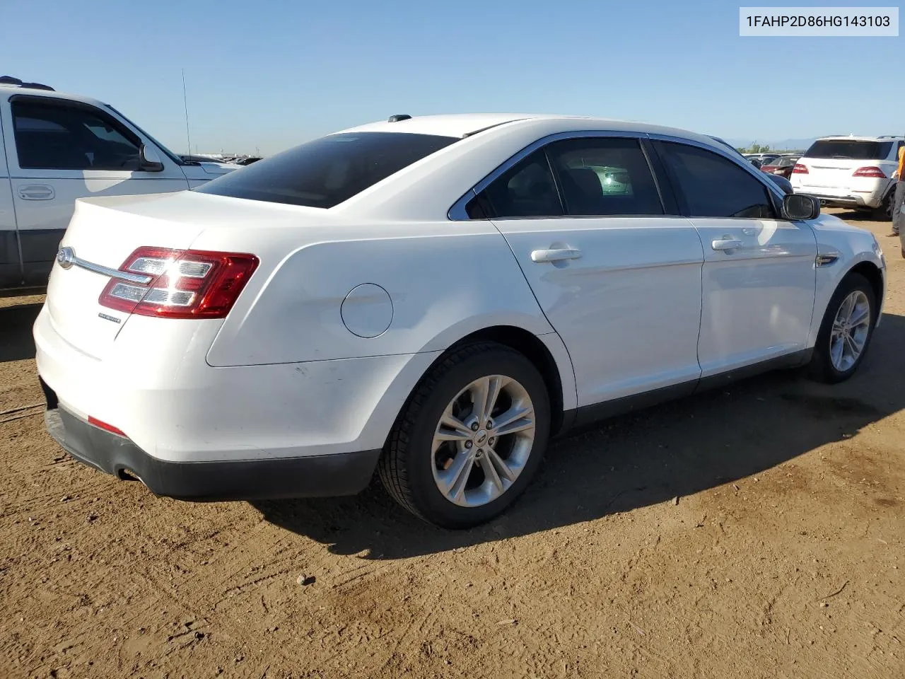 1FAHP2D86HG143103 2017 Ford Taurus Se