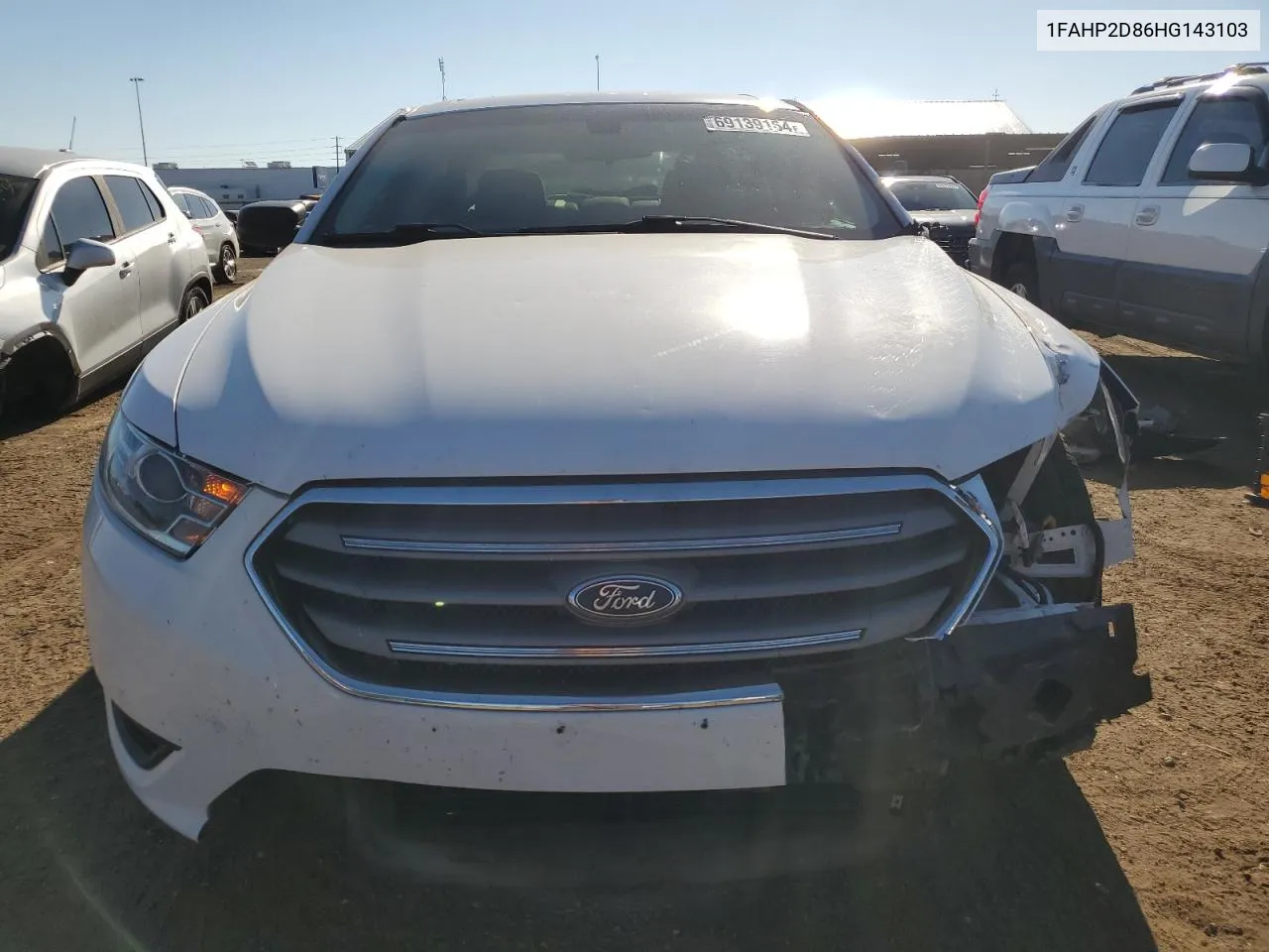 1FAHP2D86HG143103 2017 Ford Taurus Se