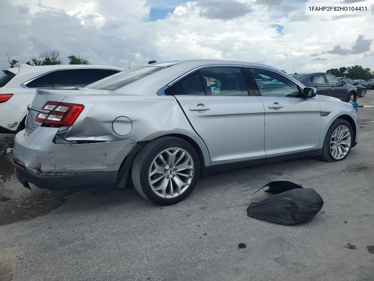 2017 Ford Taurus Limited VIN: 1FAHP2F82HG104411 Lot: 69292564