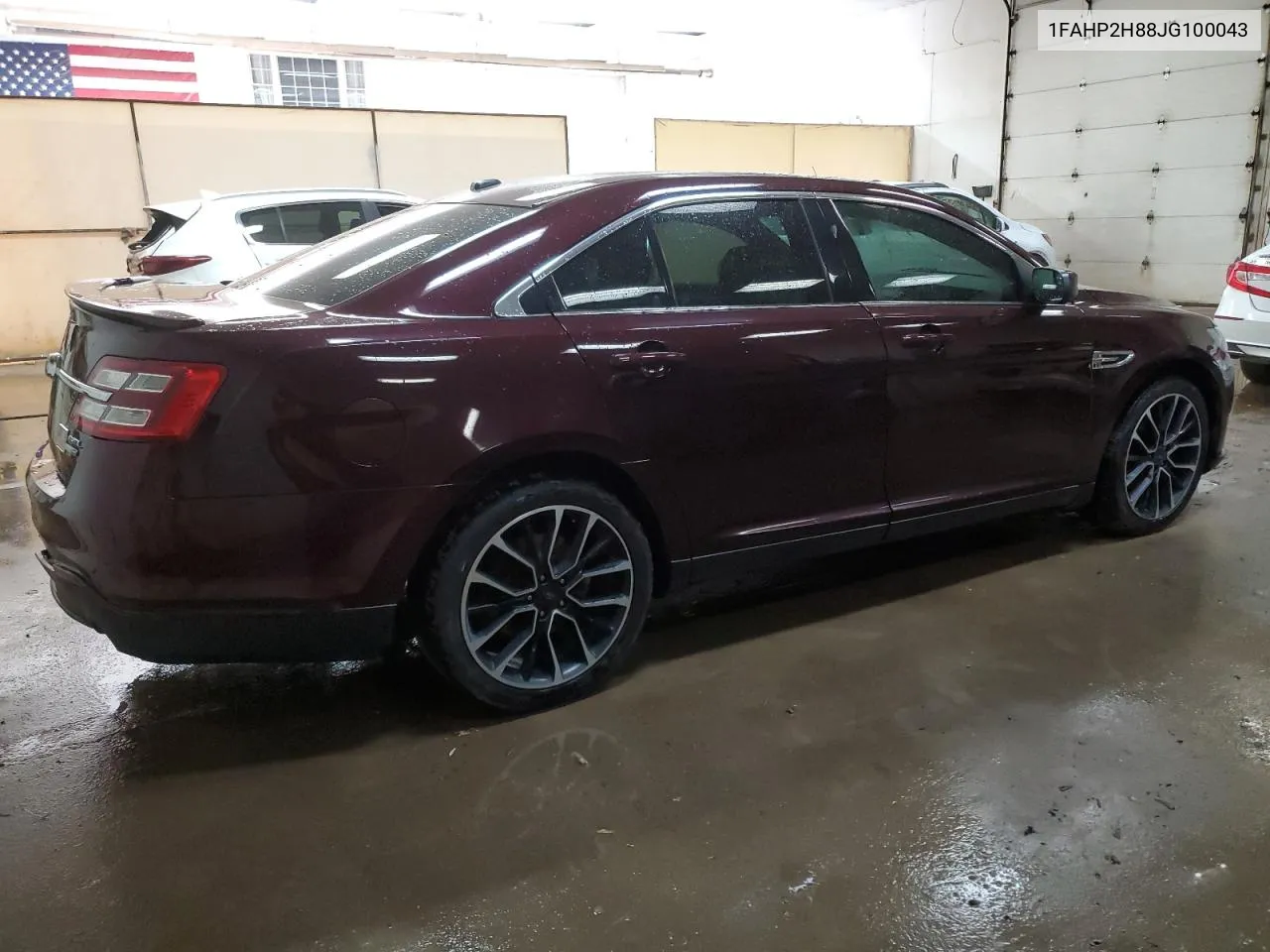 1FAHP2H88JG100043 2018 Ford Taurus Sel