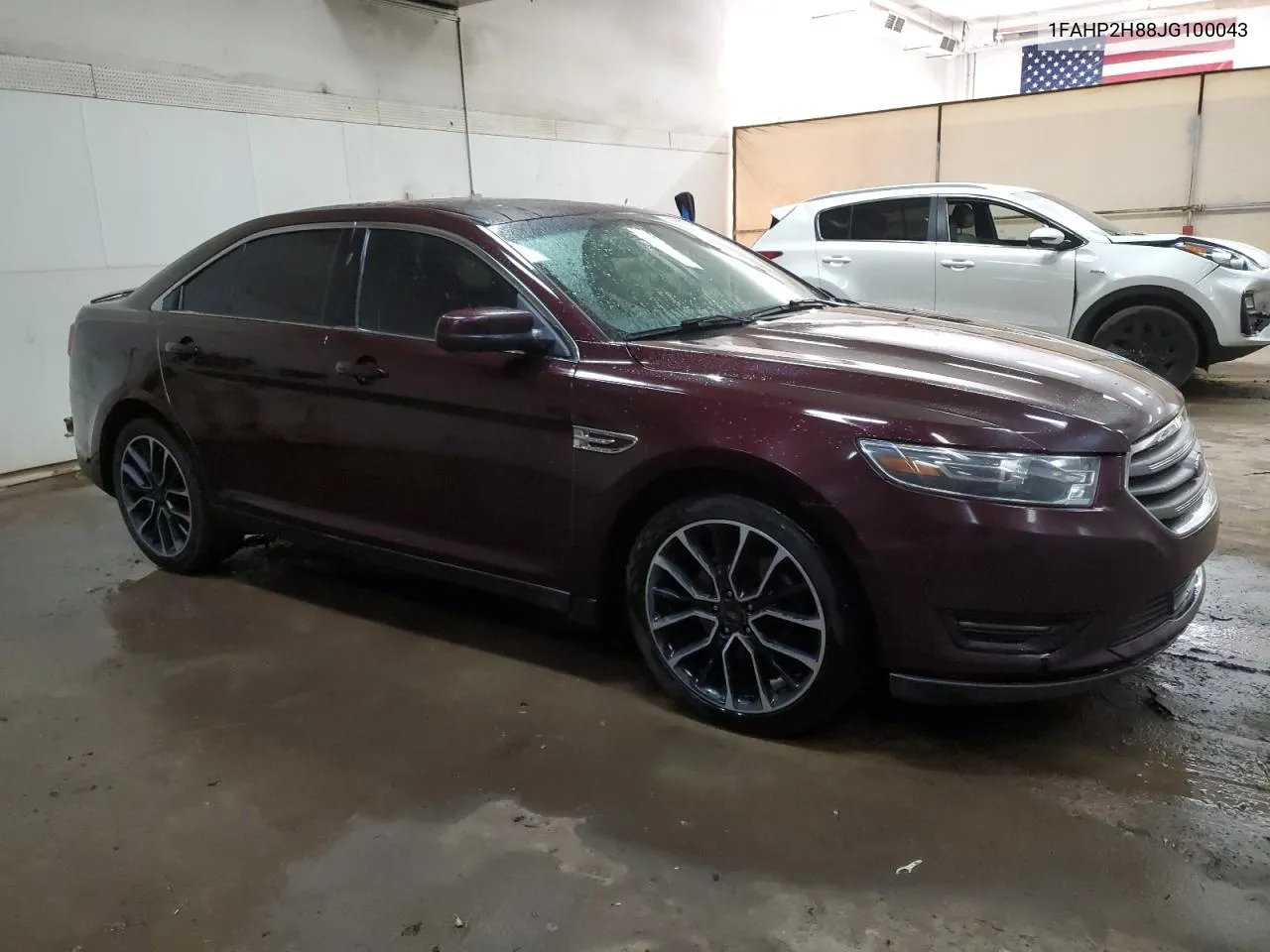 1FAHP2H88JG100043 2018 Ford Taurus Sel