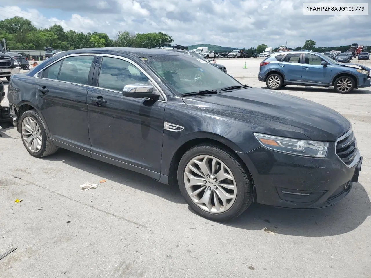 1FAHP2F8XJG109779 2018 Ford Taurus Limited