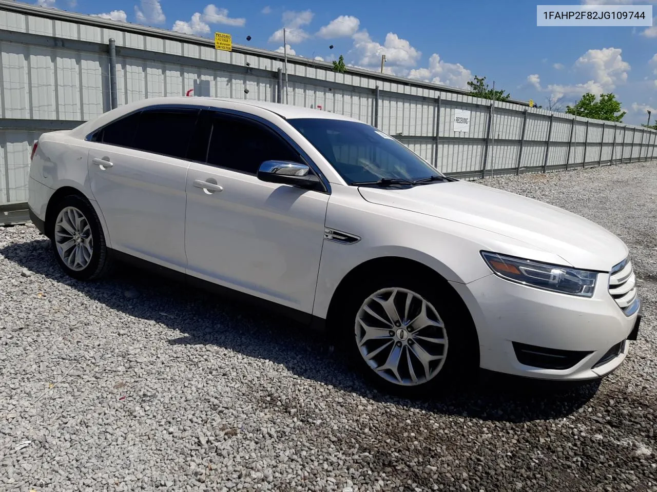 2018 Ford Taurus Limited VIN: 1FAHP2F82JG109744 Lot: 55882124