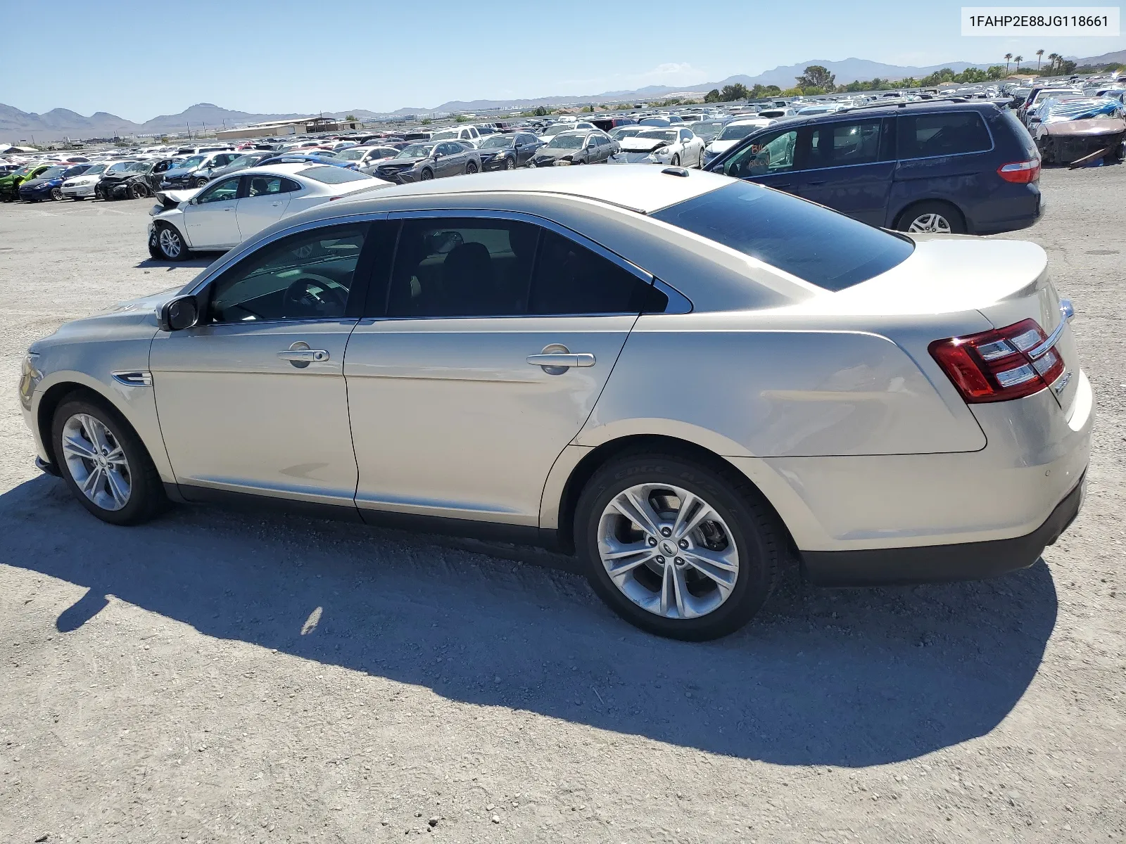 2018 Ford Taurus Sel VIN: 1FAHP2E88JG118661 Lot: 61092164