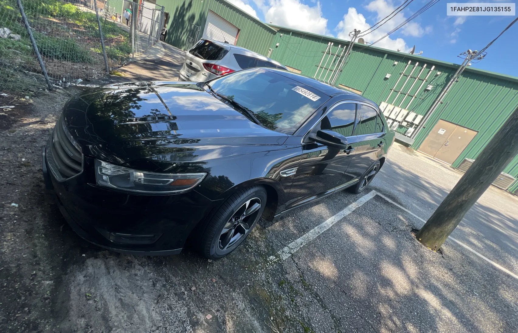 1FAHP2E81JG135155 2018 Ford Taurus Sel