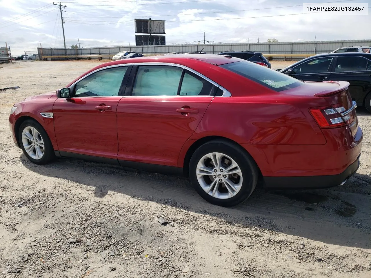 1FAHP2E82JG132457 2018 Ford Taurus Sel