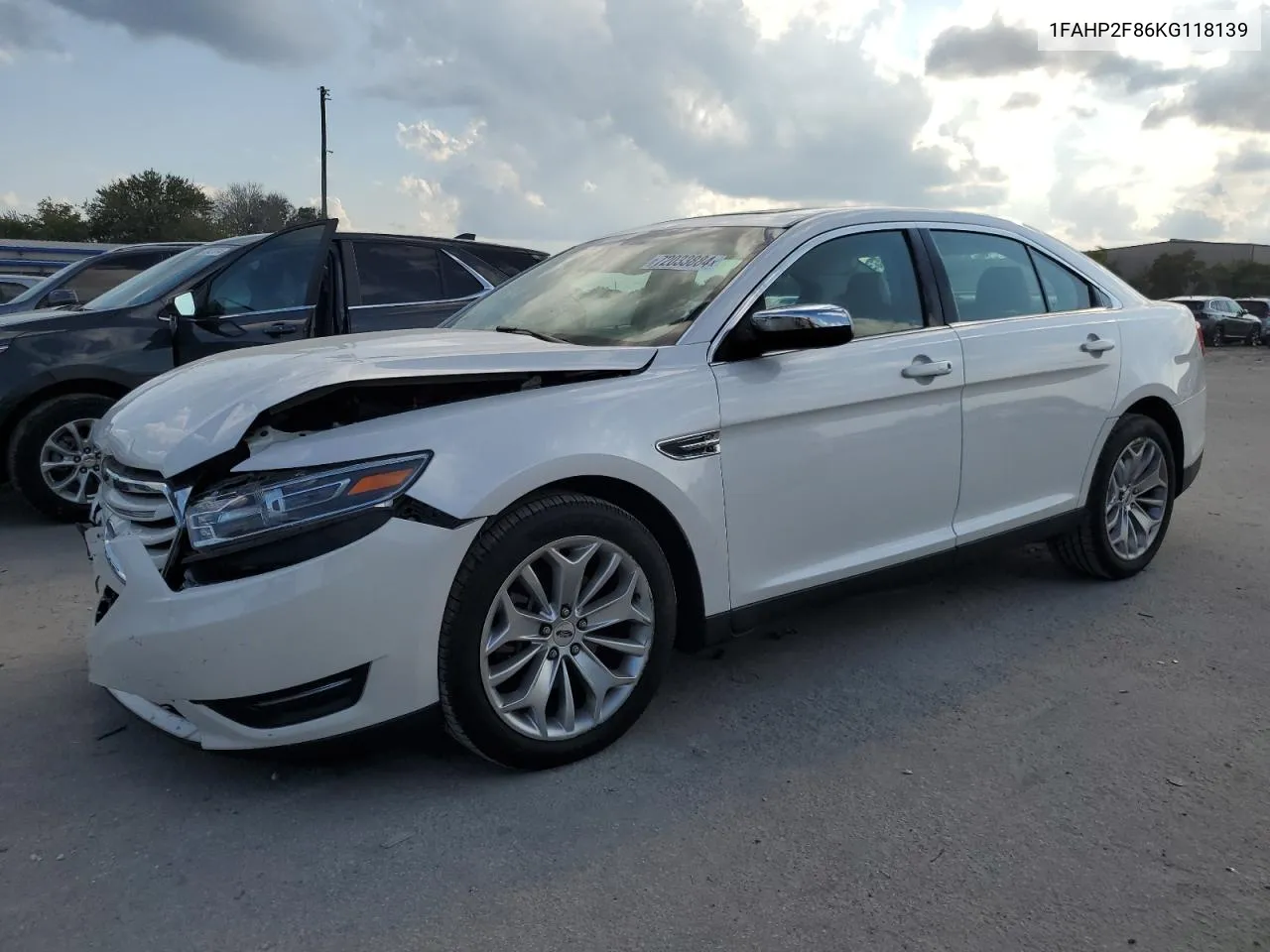 2019 Ford Taurus Limited VIN: 1FAHP2F86KG118139 Lot: 72033884