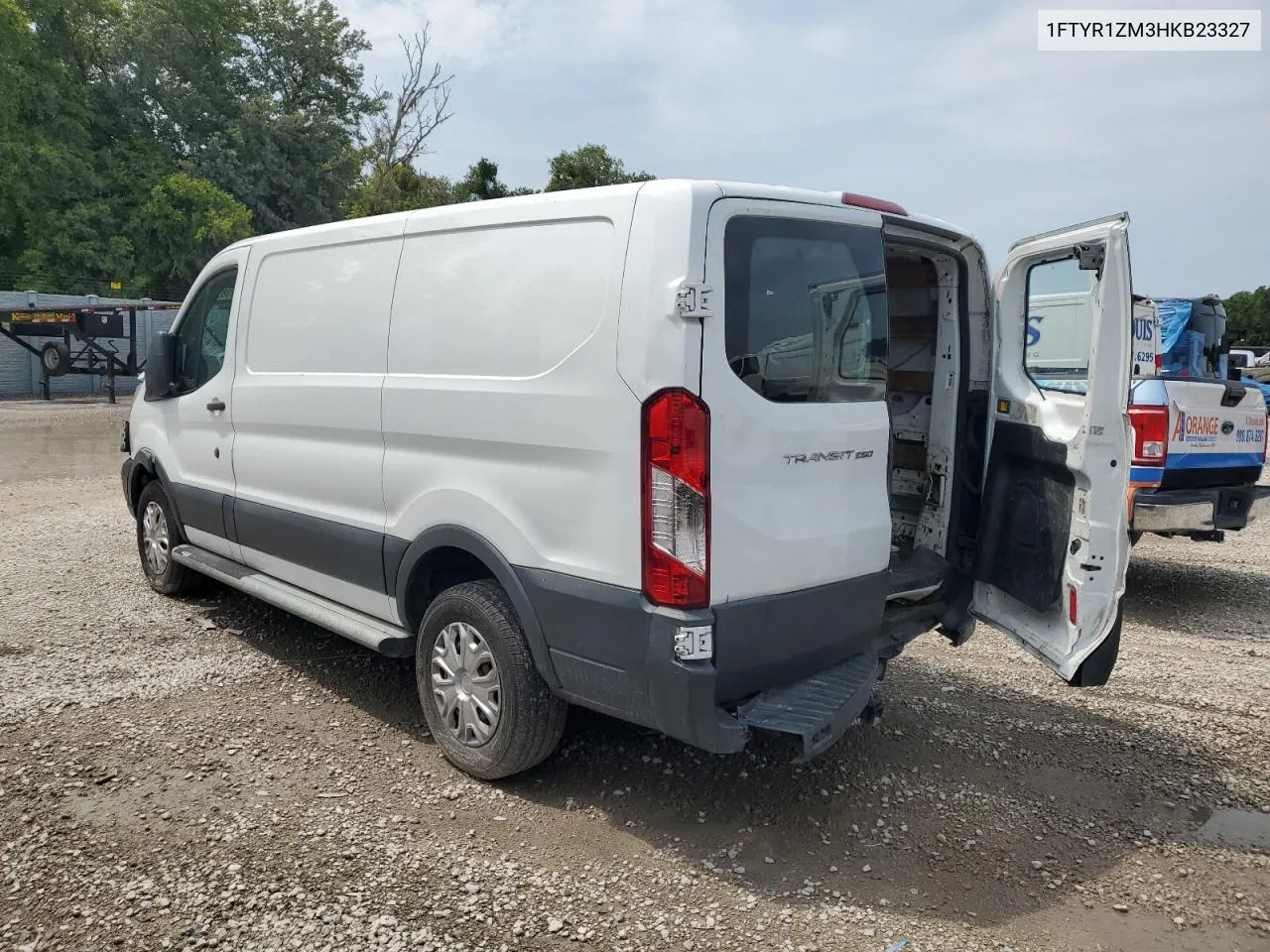 1FTYR1ZM3HKB23327 2017 Ford Transit T-250