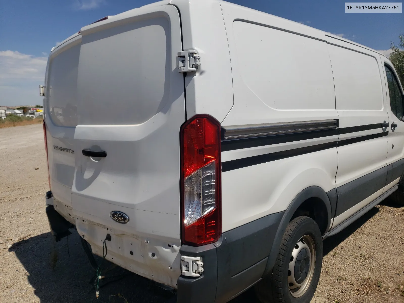 1FTYR1YM5HKA27751 2017 Ford Transit T-250