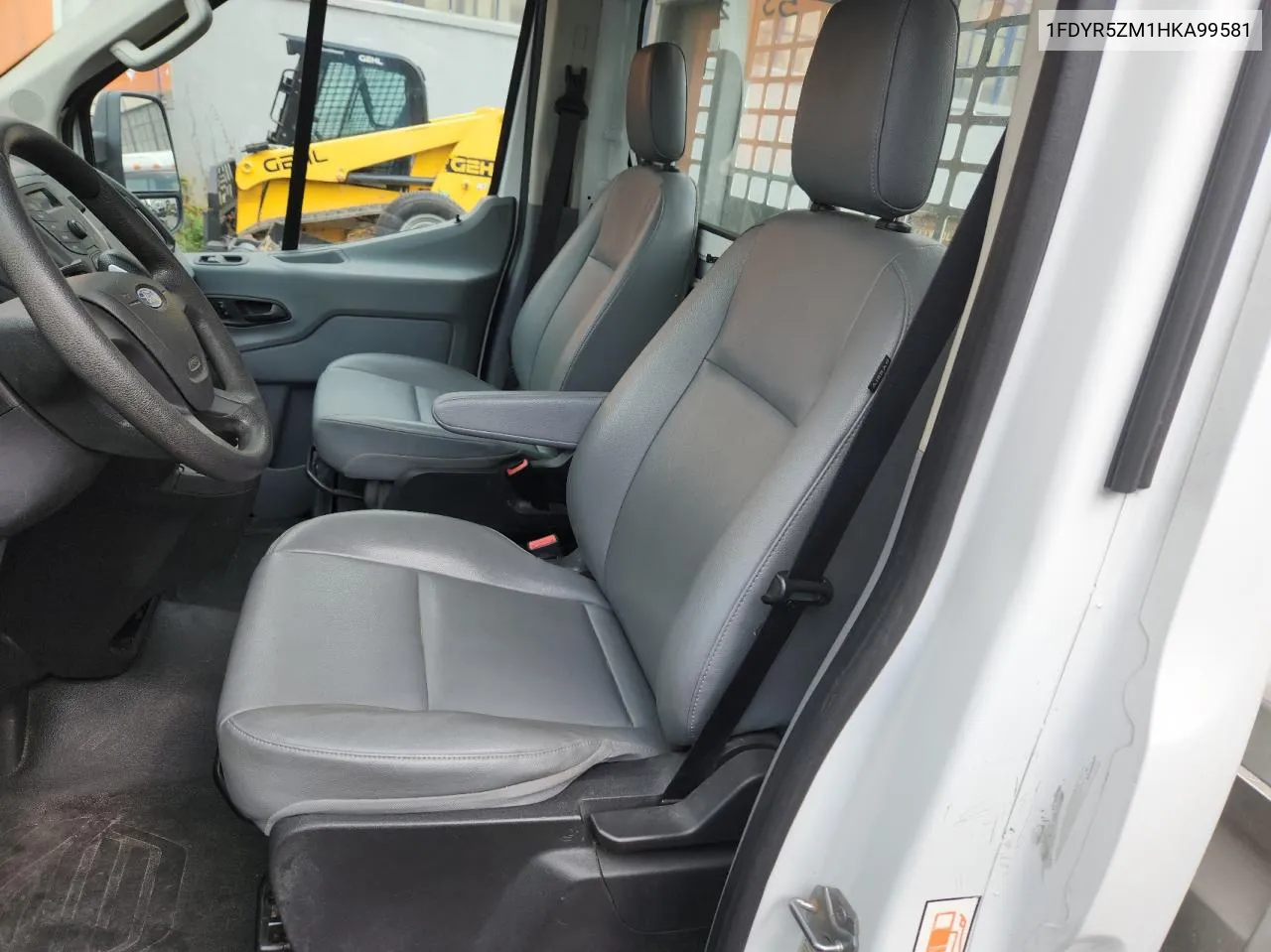 1FDYR5ZM1HKA99581 2017 Ford Transit T-250