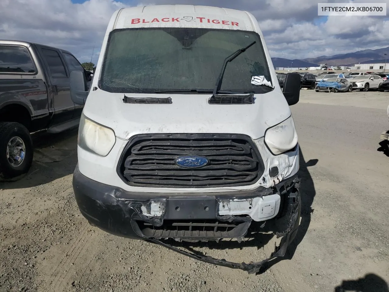 1FTYE2CM2JKB06700 2018 Ford Transit T-150