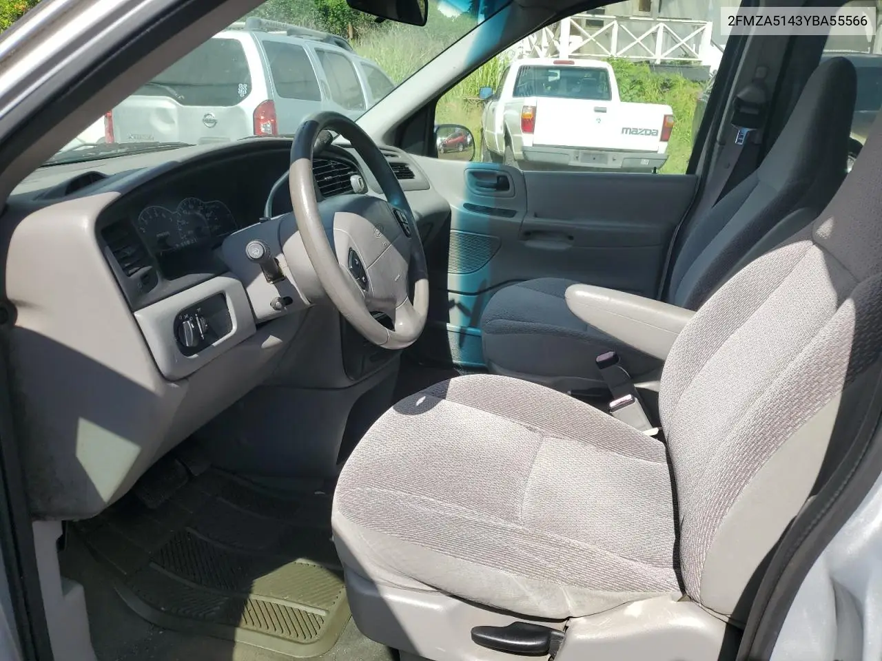 2FMZA5143YBA55566 2000 Ford Windstar Lx