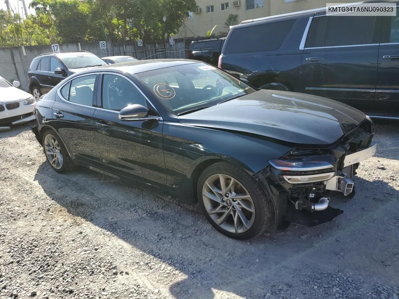 KMTG34TA6NU090323 2022 Genesis G70 Base