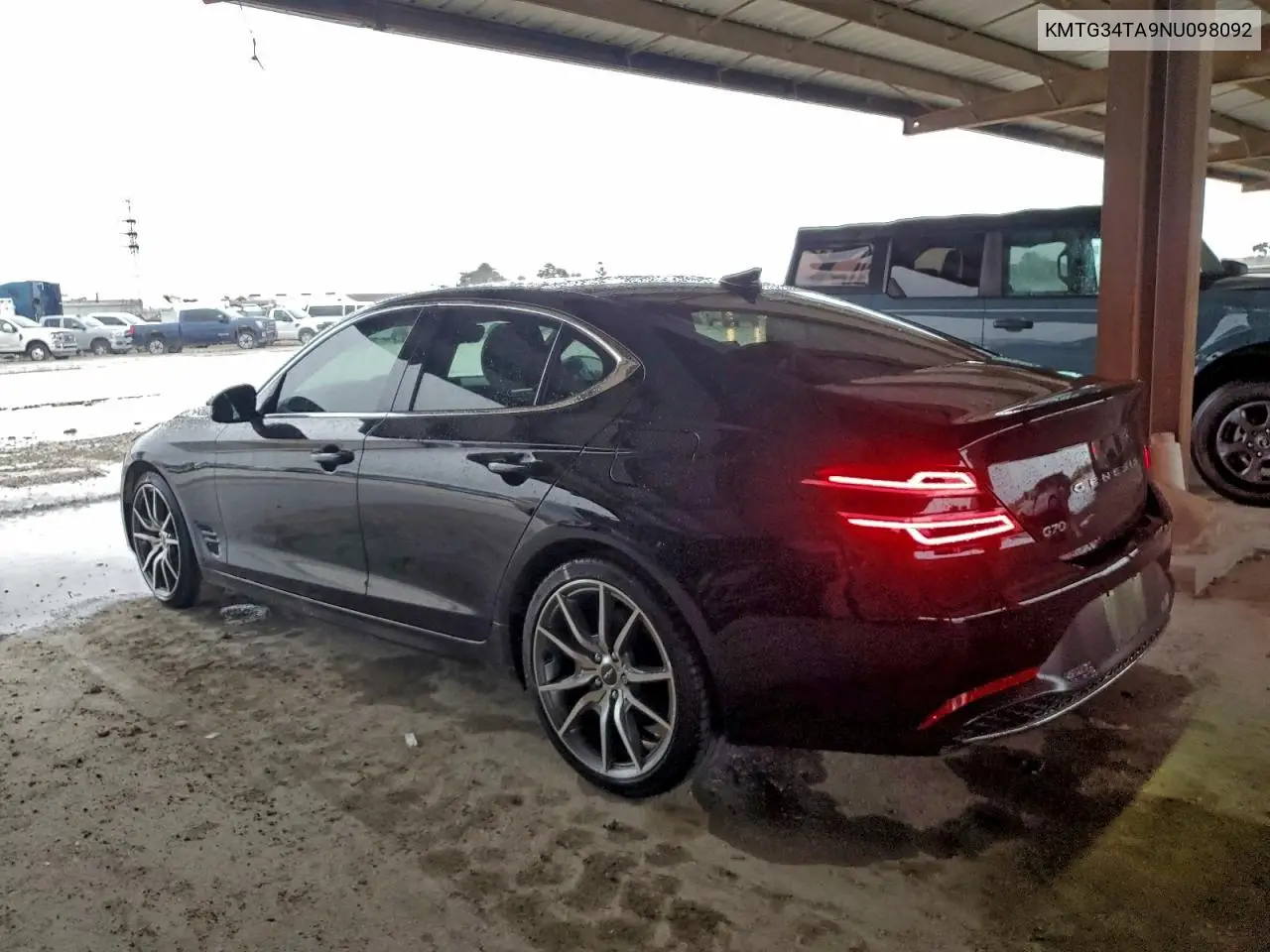 KMTG34TA9NU098092 2022 Genesis G70 Base