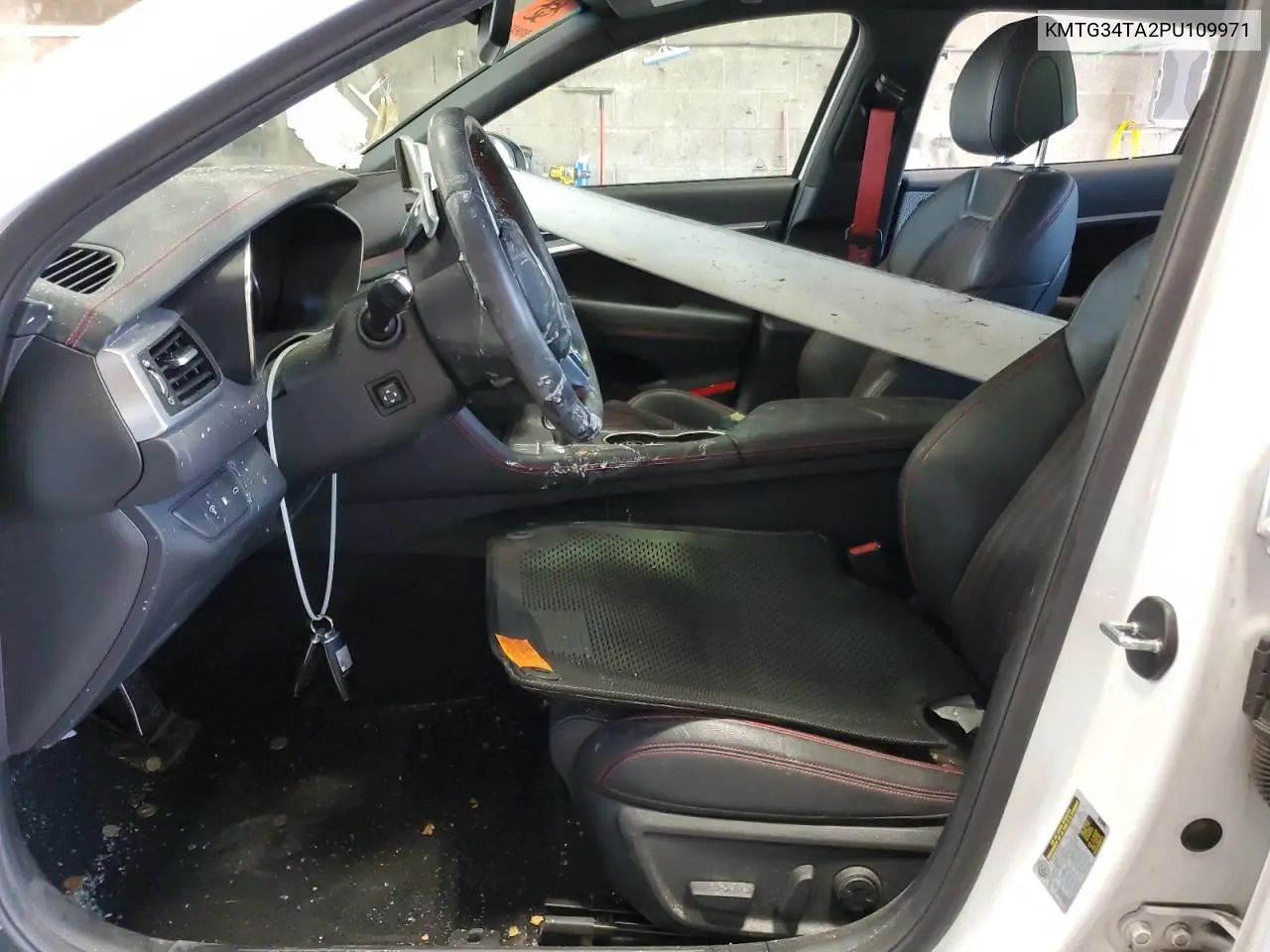 KMTG34TA2PU109971 2023 Genesis G70 Base
