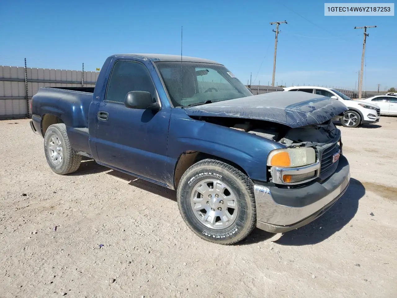 1GTEC14W6YZ187253 2000 GMC New Sierra C1500