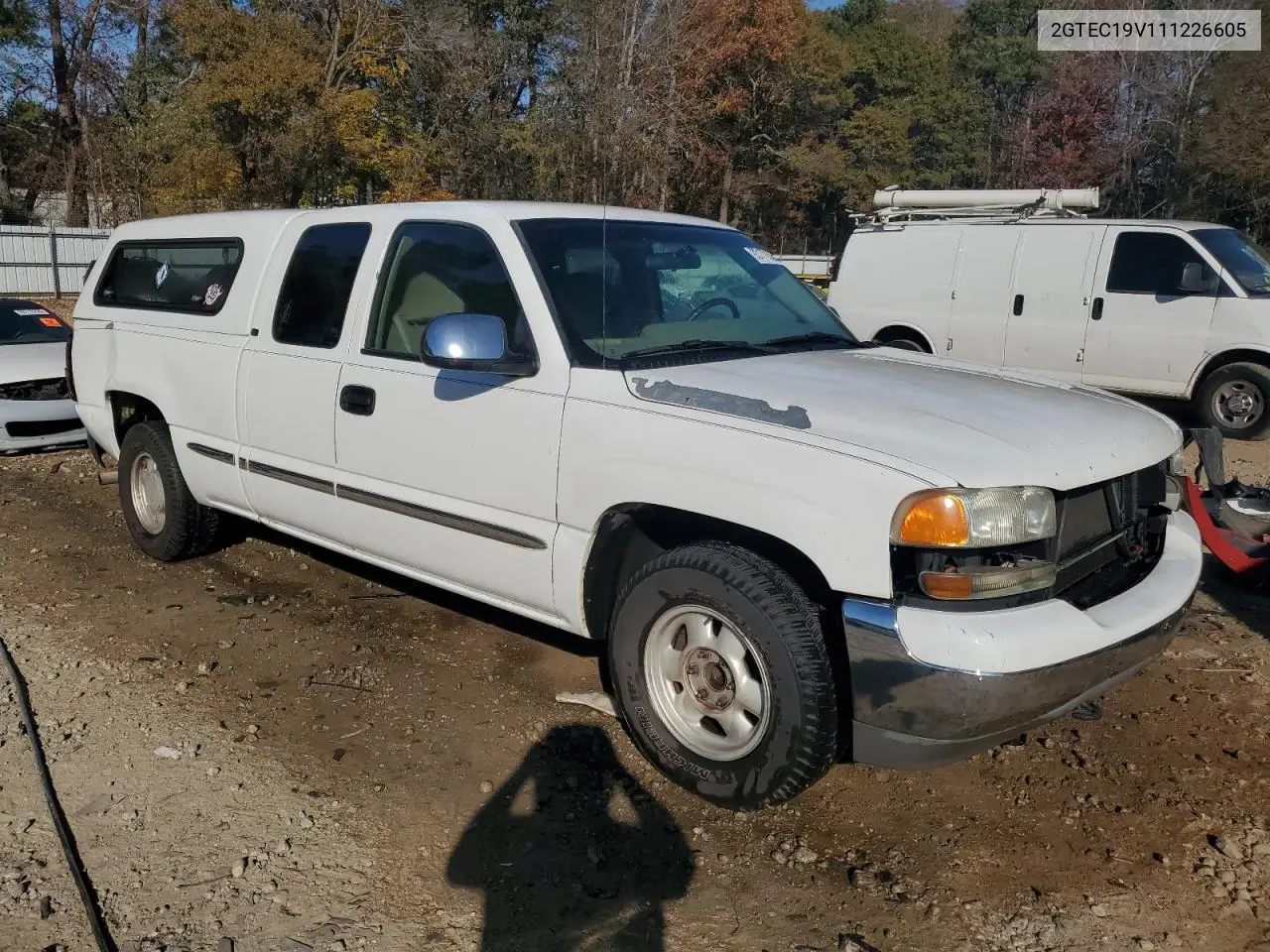 2GTEC19V111226605 2001 GMC New Sierra C1500