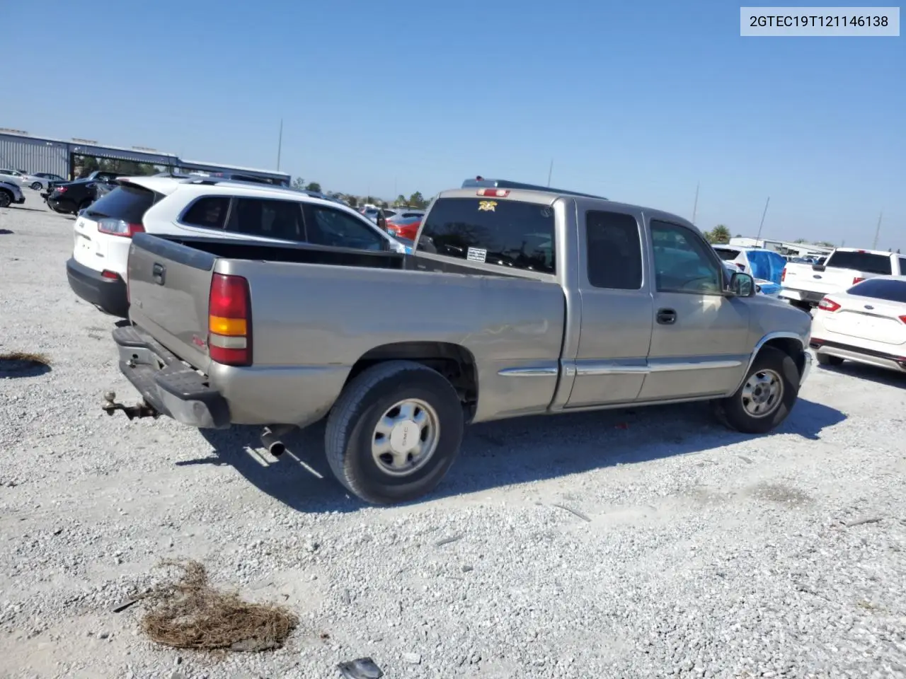 2GTEC19T121146138 2002 GMC New Sierra C1500
