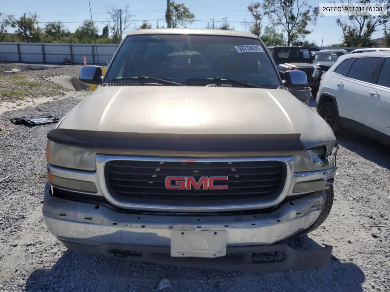 2GTEC19T121146138 2002 GMC New Sierra C1500