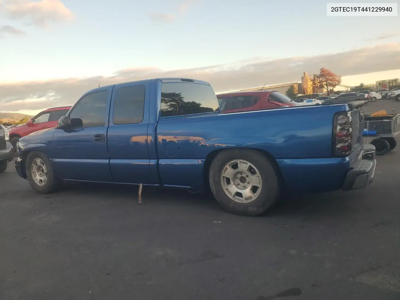 2GTEC19T441229940 2004 GMC New Sierra C1500