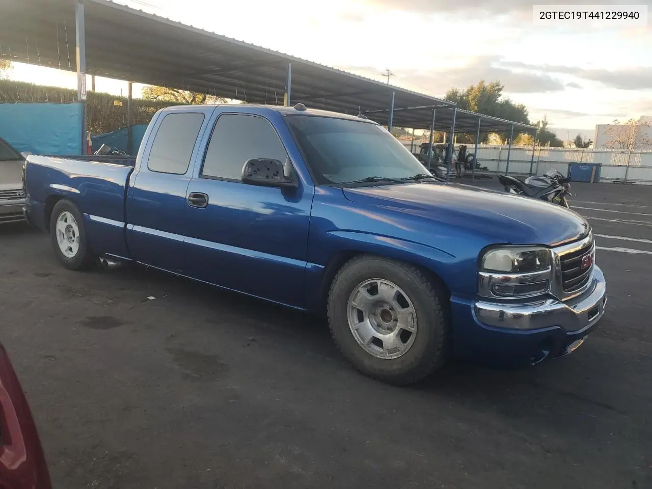 2GTEC19T441229940 2004 GMC New Sierra C1500