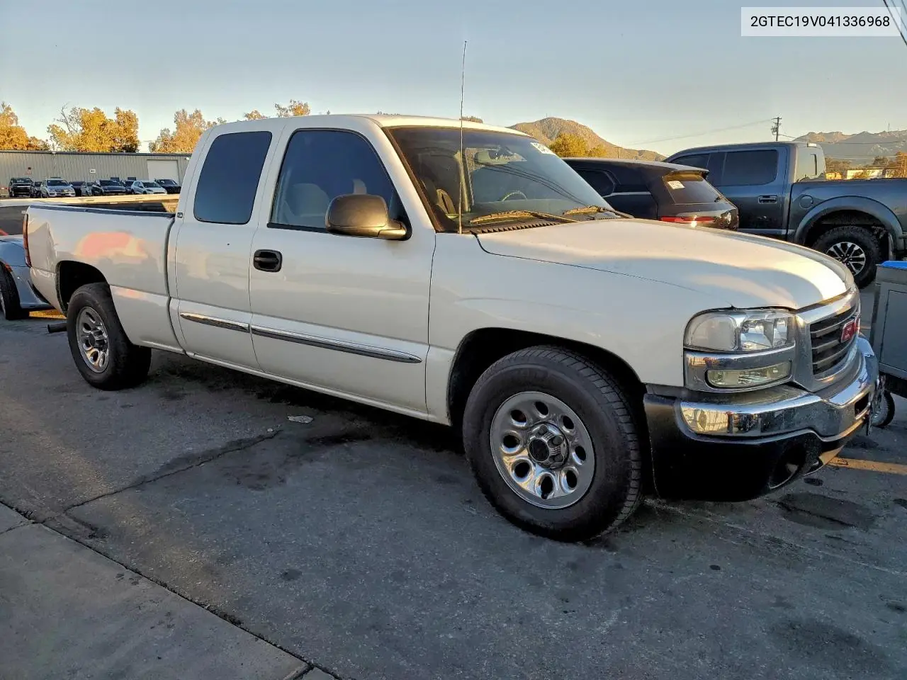 2GTEC19V041336968 2004 GMC New Sierra C1500
