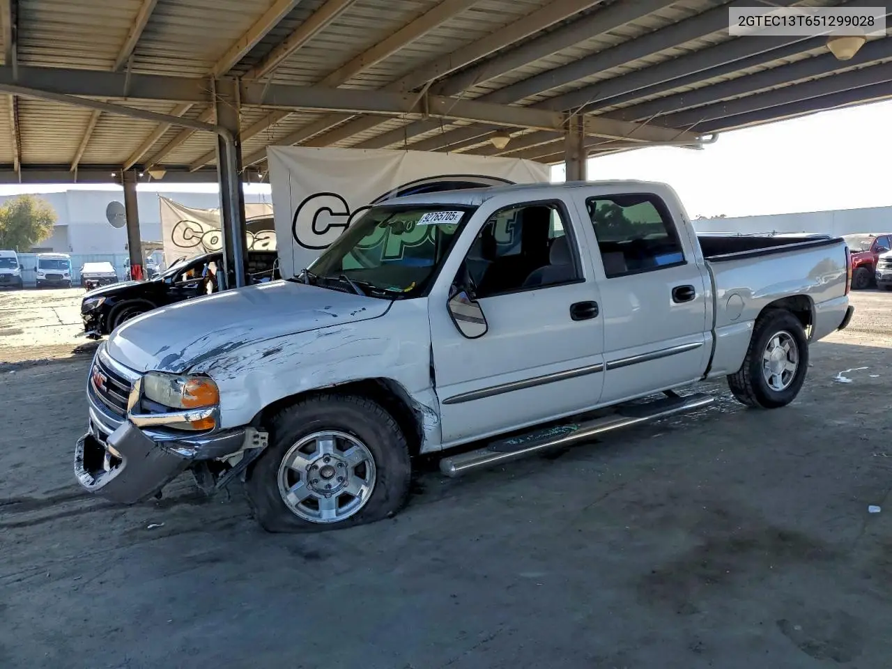 2GTEC13T651299028 2005 GMC New Sierra C1500