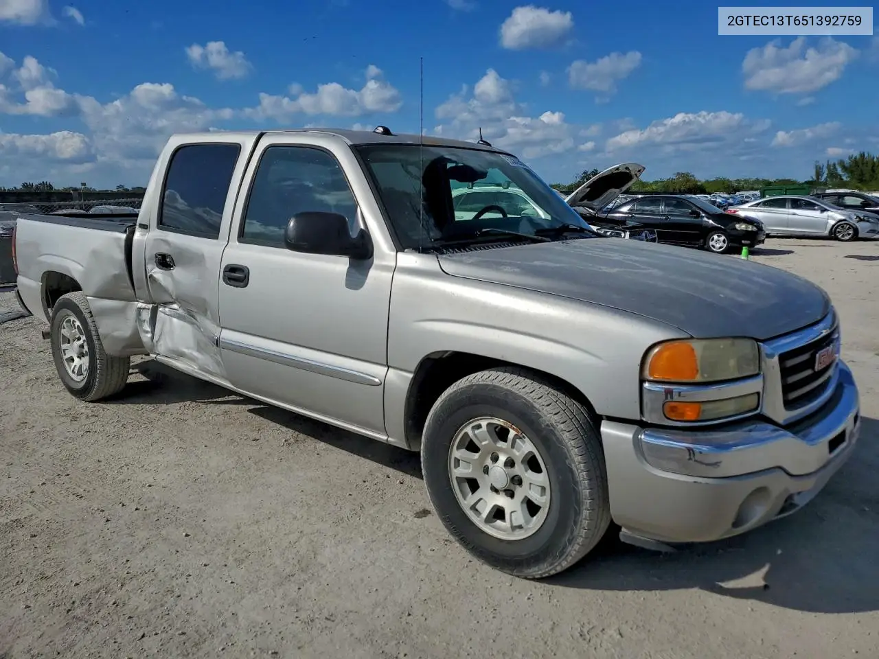 2GTEC13T651392759 2005 GMC New Sierra C1500