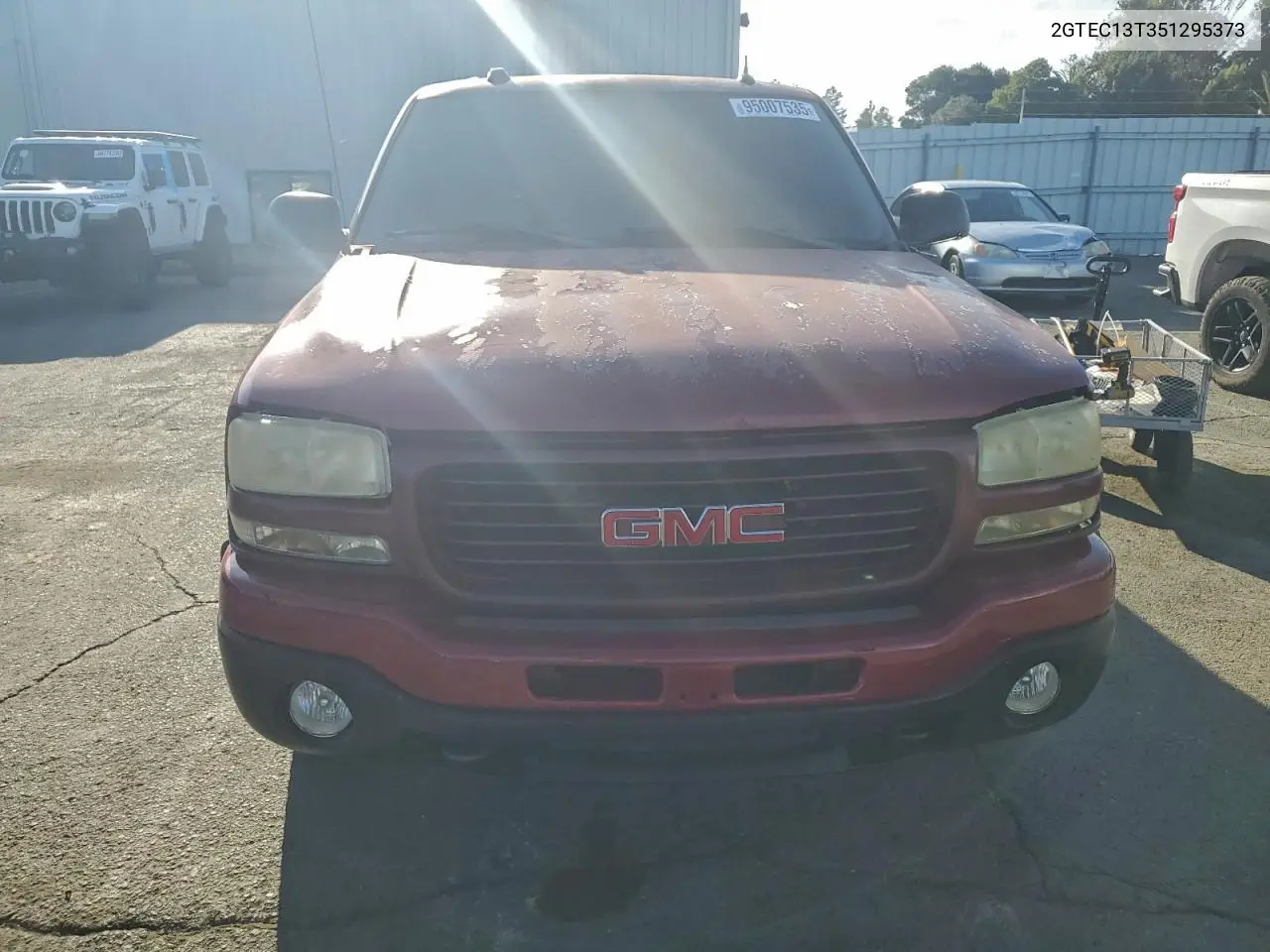 2GTEC13T351295373 2005 GMC New Sierra C1500