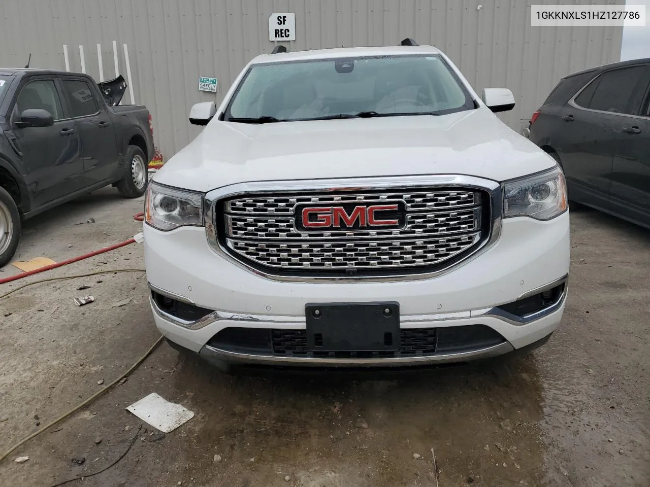 1GKKNXLS1HZ127786 2017 GMC Acadia Denali