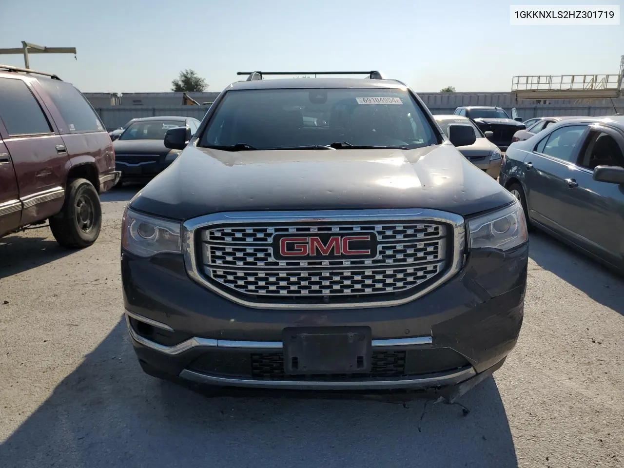 1GKKNXLS2HZ301719 2017 GMC Acadia Denali