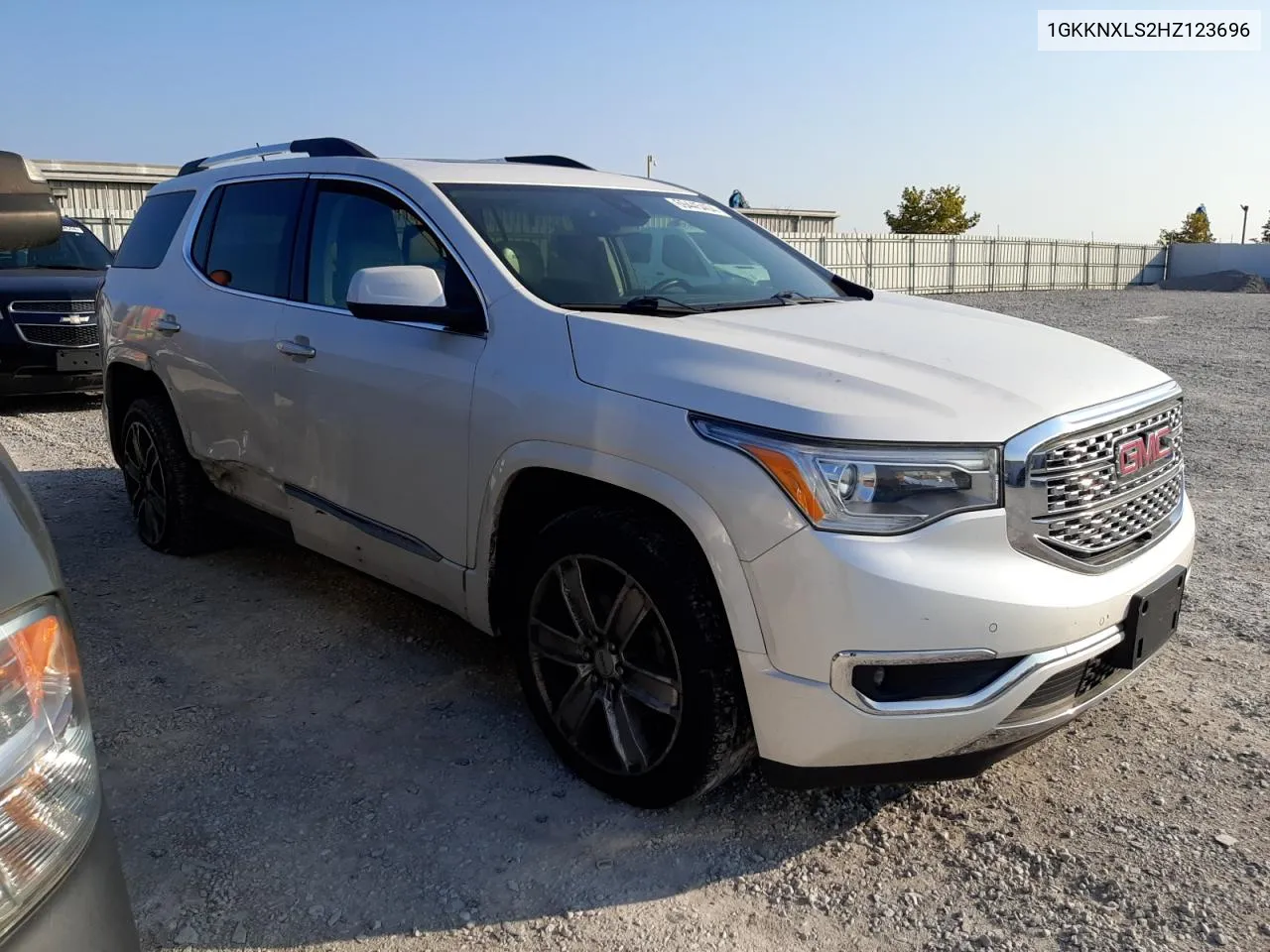 1GKKNXLS2HZ123696 2017 GMC Acadia Denali