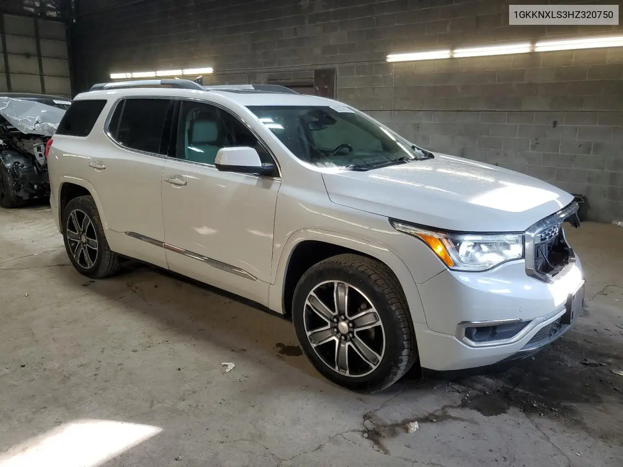 1GKKNXLS3HZ320750 2017 GMC Acadia Denali