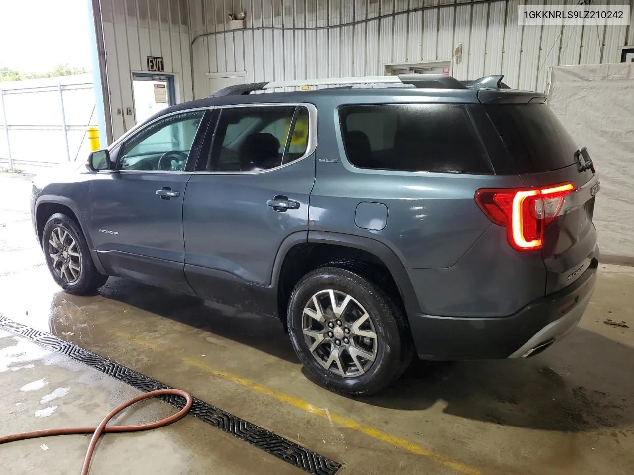 1GKKNRLS9LZ210242 2020 GMC Acadia Sle