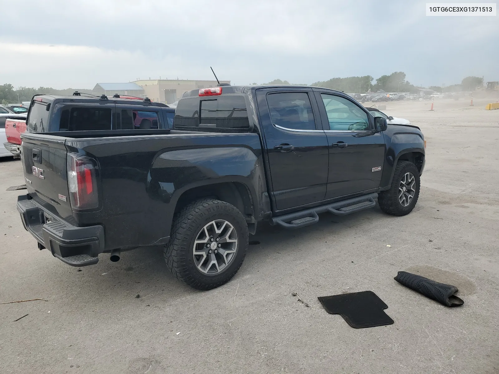 1GTG6CE3XG1371513 2016 GMC Canyon Sle