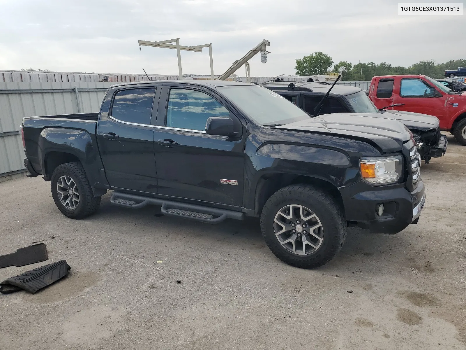 1GTG6CE3XG1371513 2016 GMC Canyon Sle