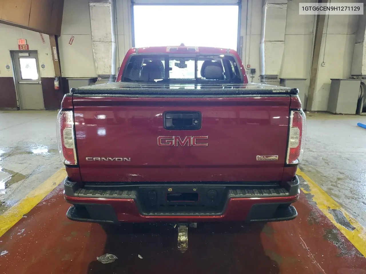 1GTG6CEN9H1271129 2017 GMC Canyon Sle