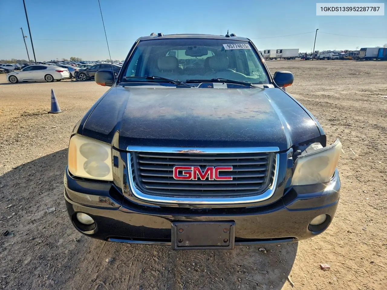 1GKDS13S952287787 2005 GMC Envoy