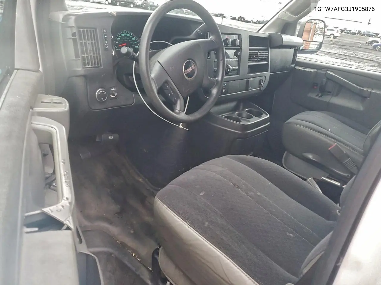 1GTW7AFG3J1905876 2018 GMC Savana G2500