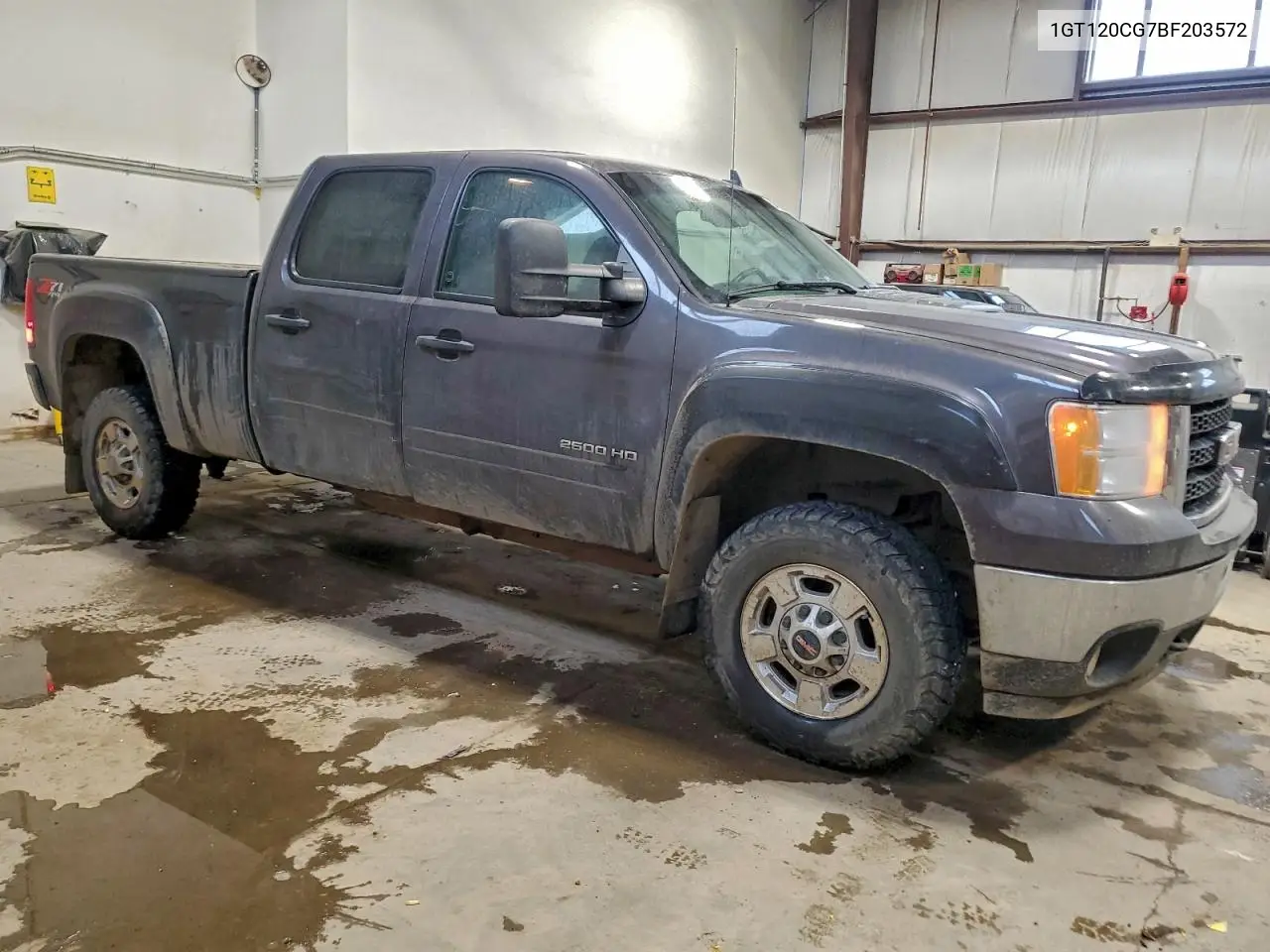 1GT120CG7BF203572 2011 GMC Sierra K2500 Sle